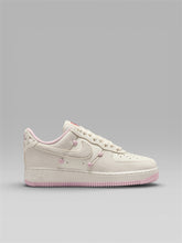 Nike Air Force 1 ’07 Valentine’s Day