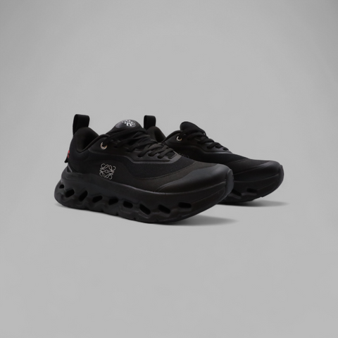 On Running x LOWEW Black