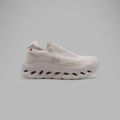 On Running x LOWEW White