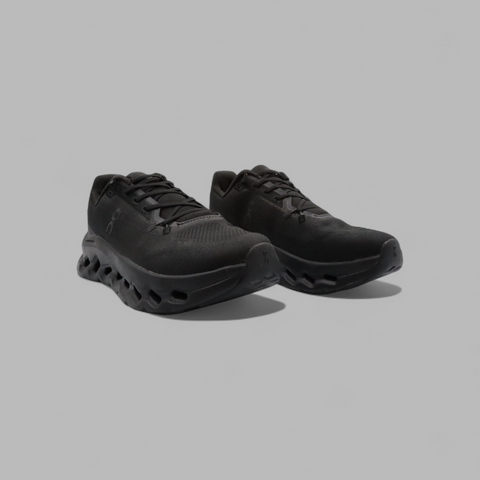 On Running Cloud 5 – All Black