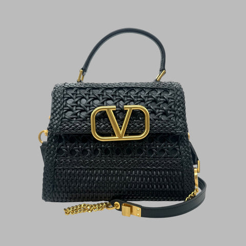 MEDIUM VSLING GRAINY CALFSKIN HANDBAG