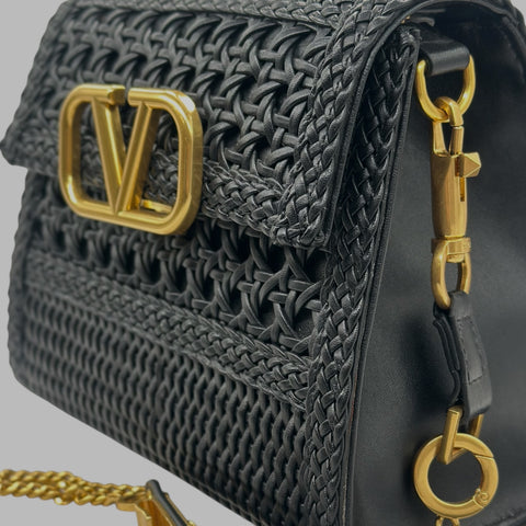MEDIUM VSLING GRAINY CALFSKIN HANDBAG