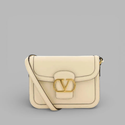 Valentino Garavani – VLogo Shoulder Bag