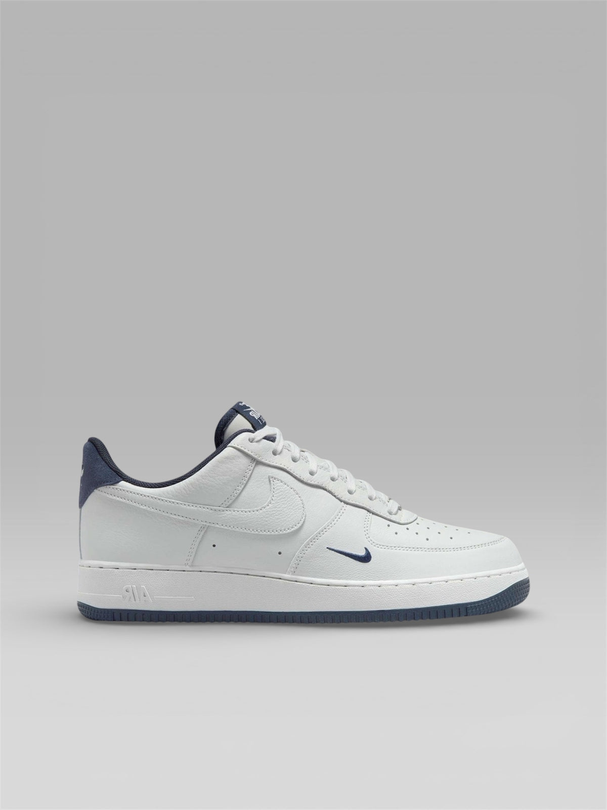 Nike Air Force 1 ’07 White Midnight Navy