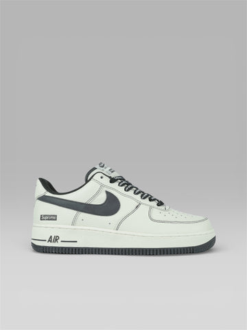 Nike Air Force 1 Low x Supreme