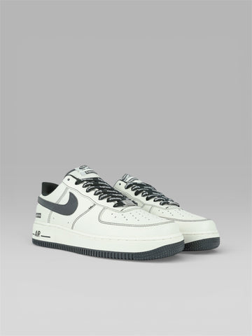 Nike Air Force 1 Low x Supreme