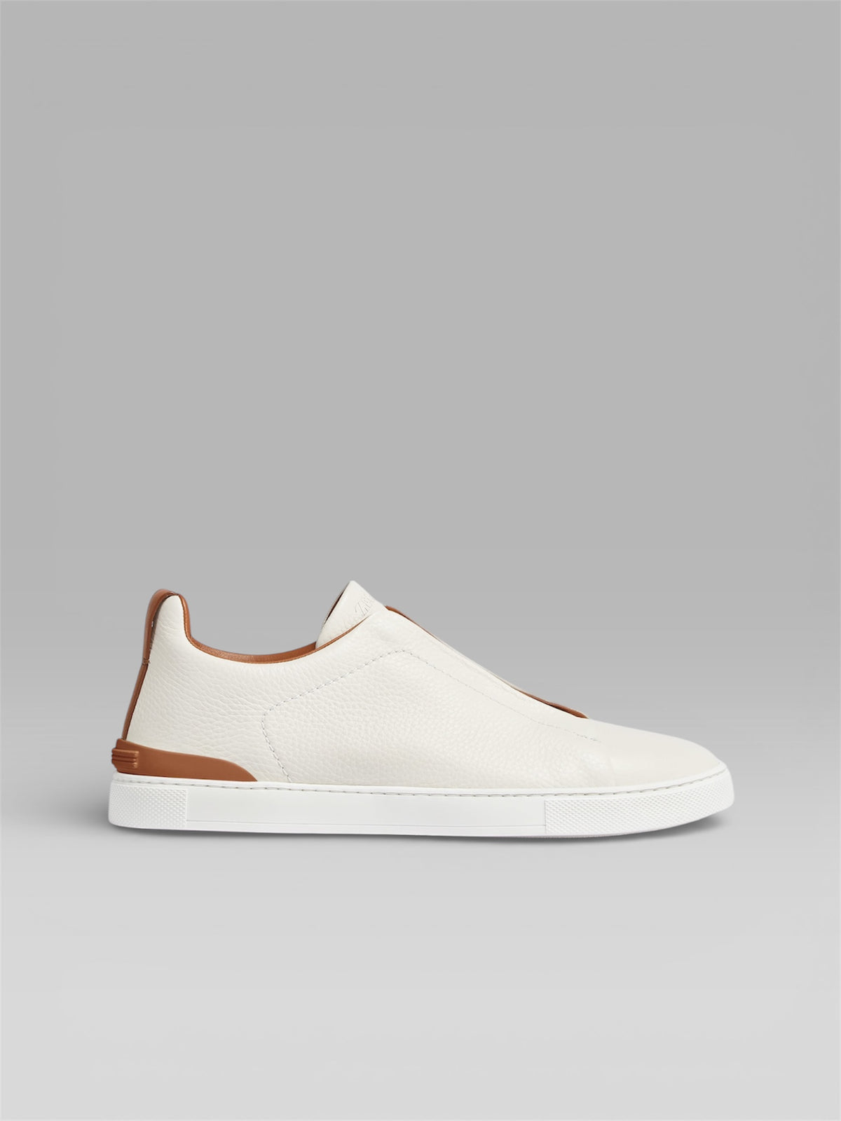ZEGNA Triple Stitch™ Leather Sneaker – White / Tan