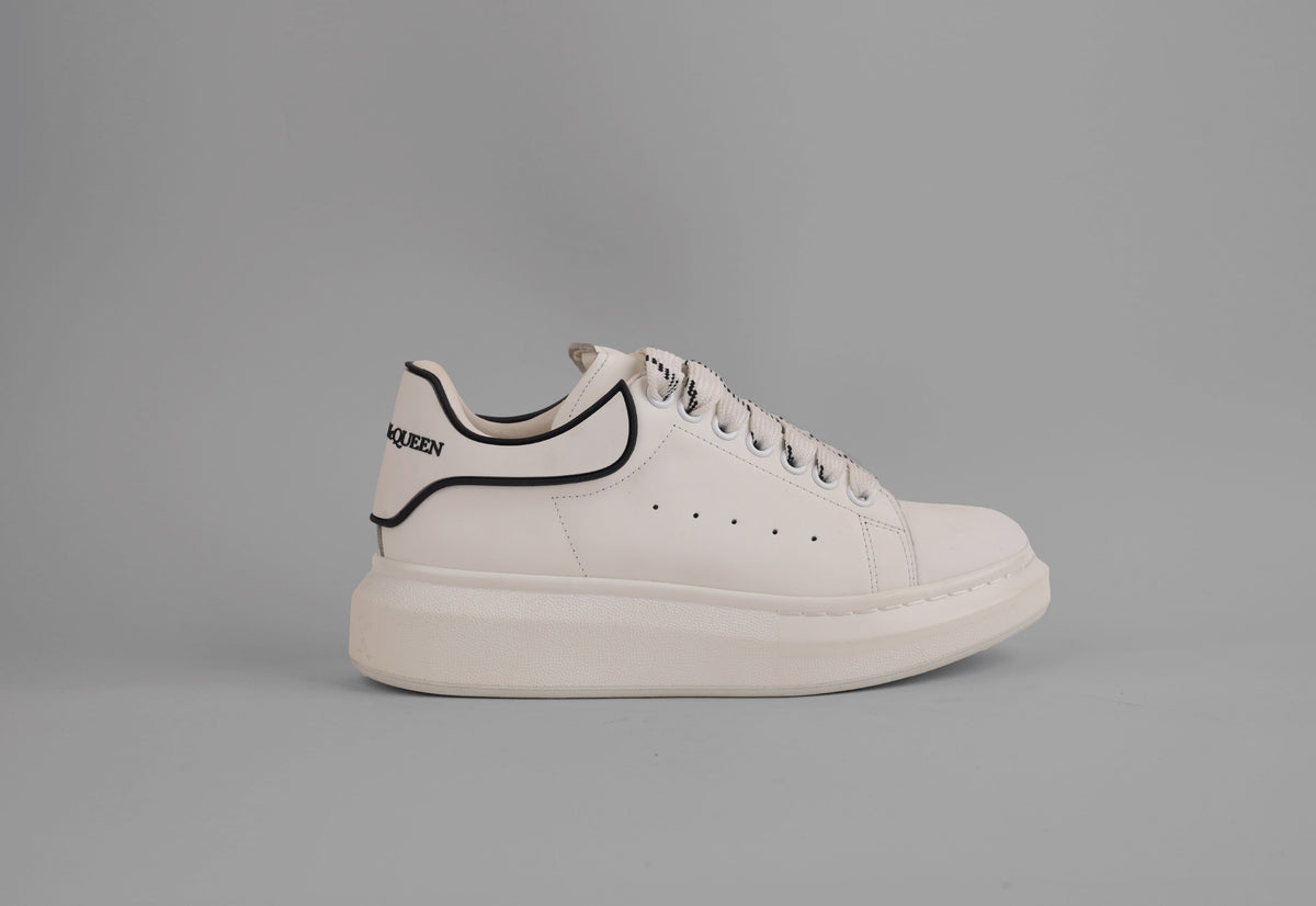 Alexander McQueen | White And Black